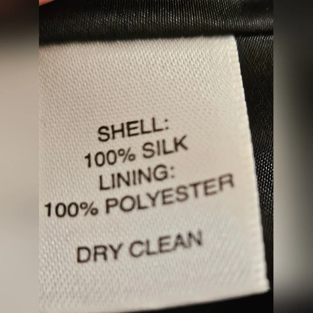 WHITE HOUSE BLACK MARKET 100% Silk Party Cocktail Empire Waist V-Neck Dress-Size